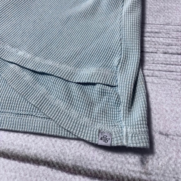 Eddie Bauer Womens Light Blue Waffle Knit Cowl Neck Long Sleeve Top Size M - Picture 5 of 6